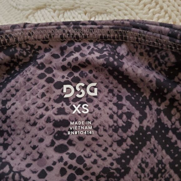 DSG Performance High Rise Capris XS - Picture 11 of 12